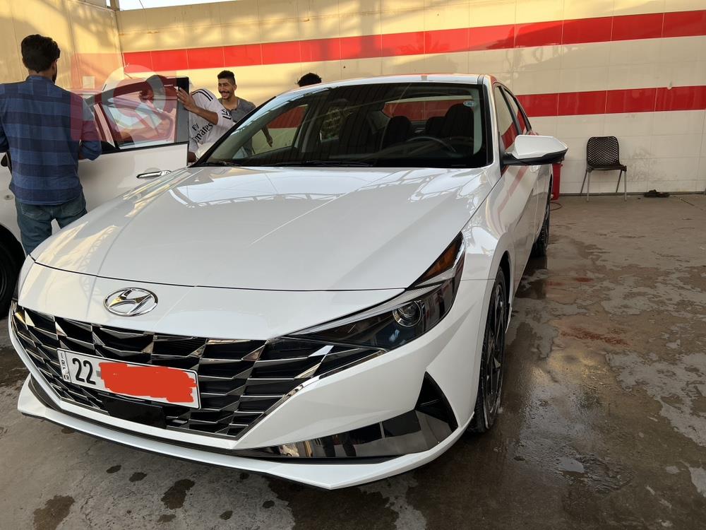 هیوندای ئەلەنترا